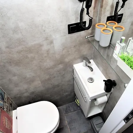 Mikro Stacja Solo Na Starówce Apartament *